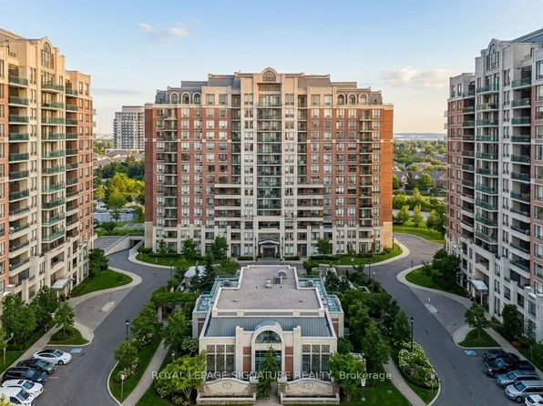 330 Red Maple Rd #707, Richmond Hill, ON L4C 0T6