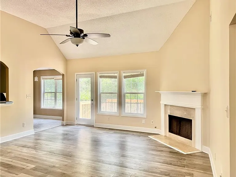 4473 Northridge Trl — Photo 4
