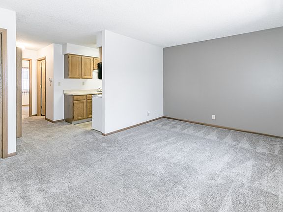 4th image of 1631 N 26th St #8