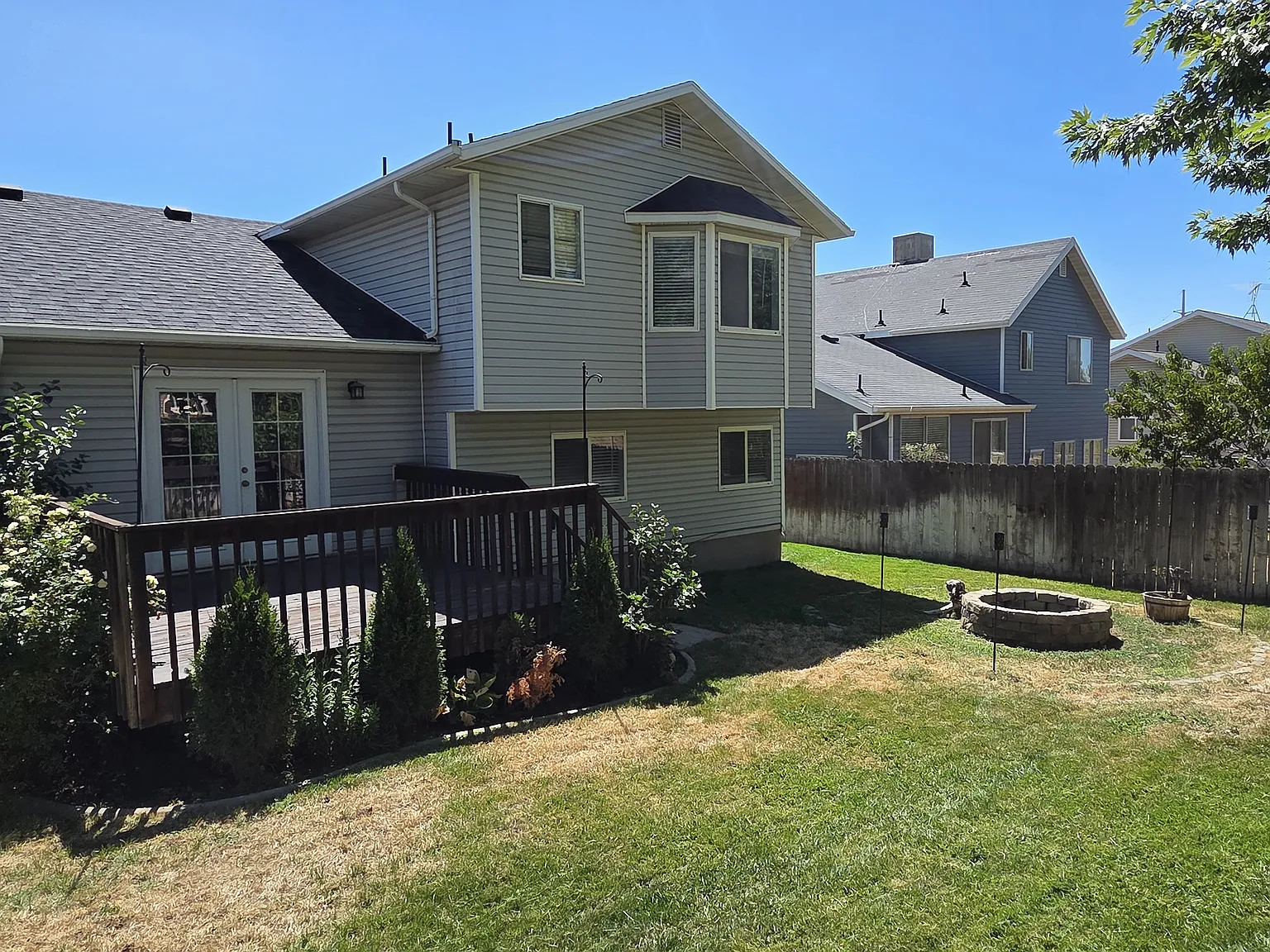 3 bed, 1616 sqft, $2,350 — Photo 3