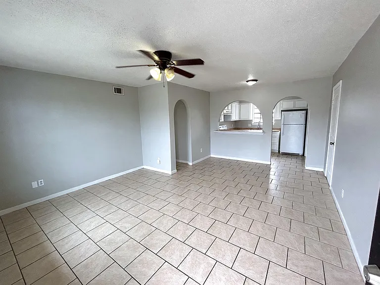1924 Tusa Dr #B — Photo 1