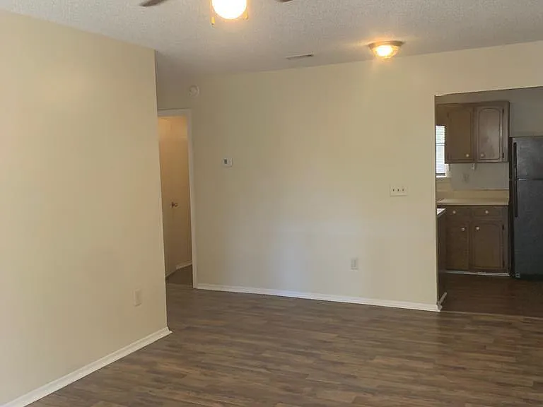 824 Charles C Frasier Blvd #C — Photo 3