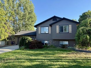 518 E Pine Needle Ave, Colbert, WA 99005