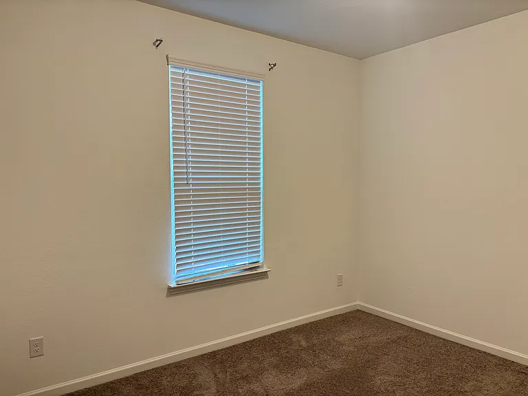 1832 Rustic Vine Rd #3 — Photo 8
