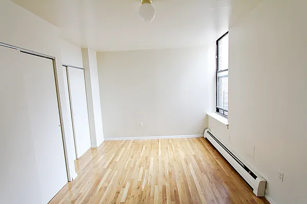 Rented by Compass | media 9