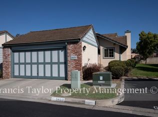 2433 Hawthorn Gln, Escondido, CA 92027