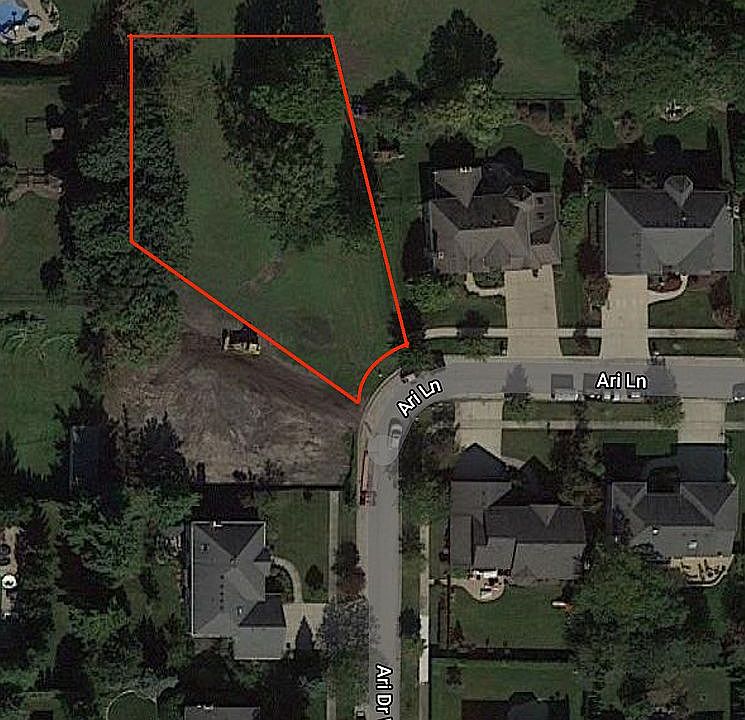2nd image of 3704 Ari Dr W