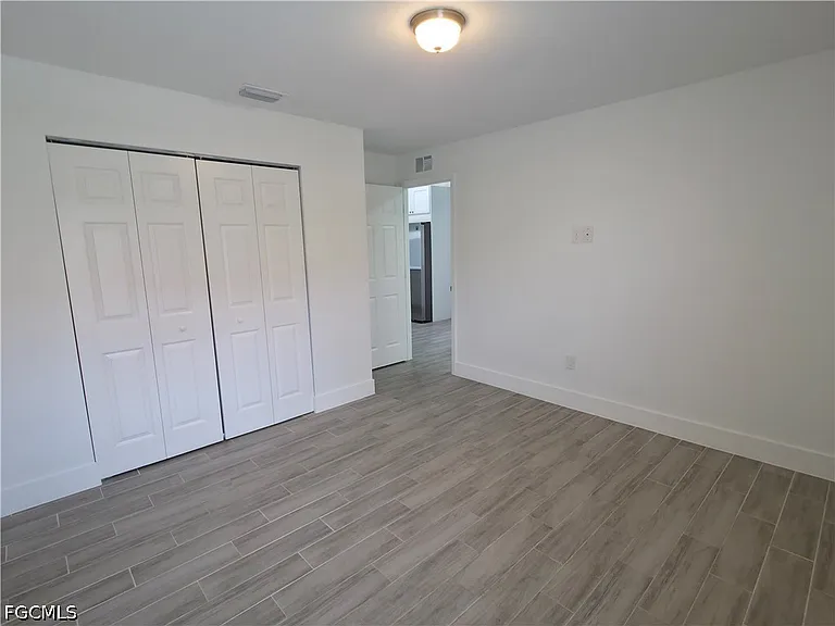 2907 SW Santa Barbara Pl — Photo 10
