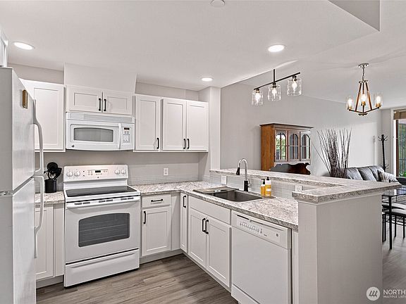 5th image of 2220 W Woodin #105