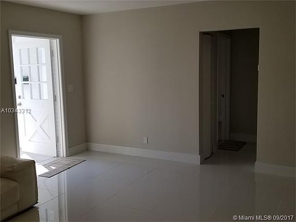 3rd image of 5809 NW 82nd Ter