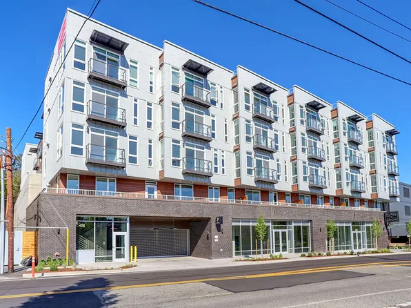 Burke + Union, 4516 Union Bay Pl NE #204, Seattle, WA 98105