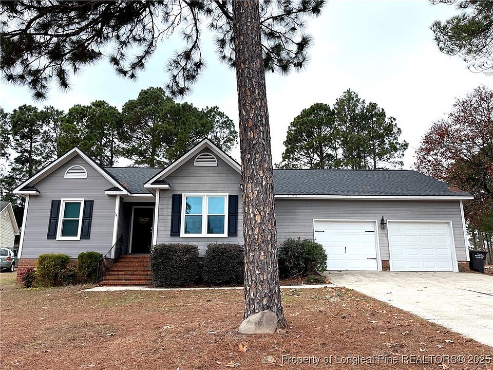 1st image of 14 Weymouth Cir
