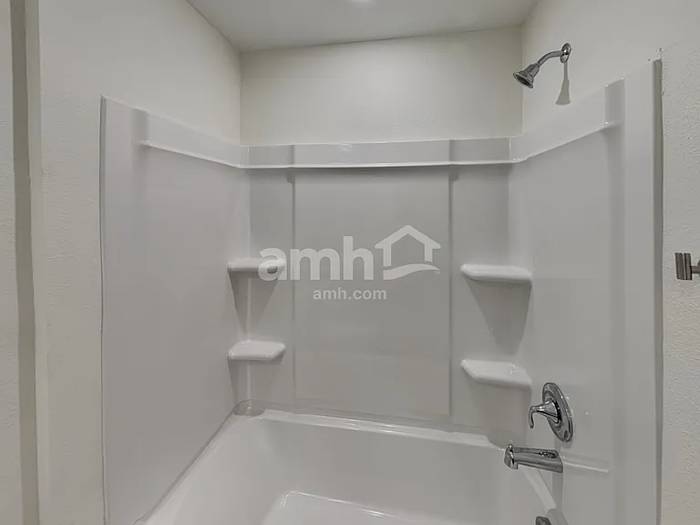 8526 Belfort Landing Dr — Photo 26
