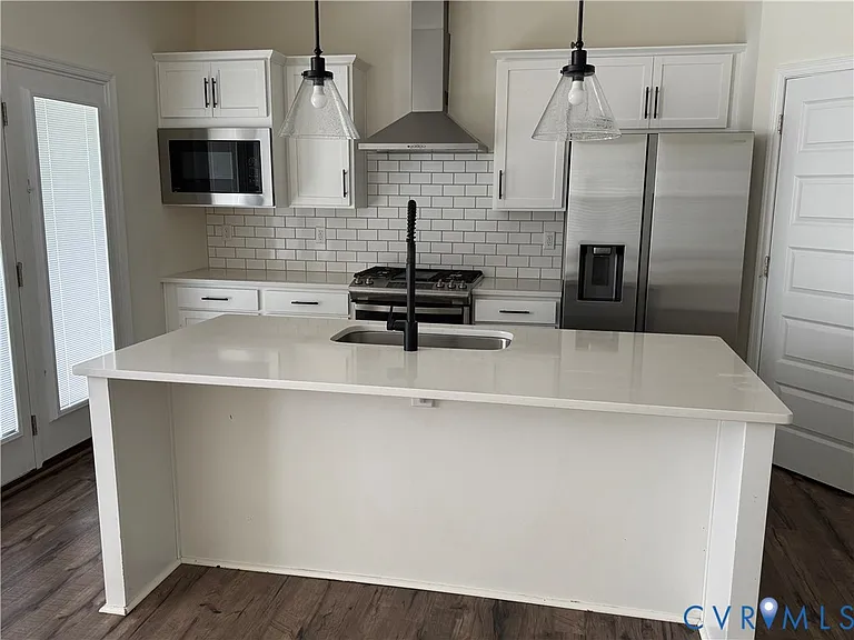 18630 Palisades Cove Ct — Photo 4