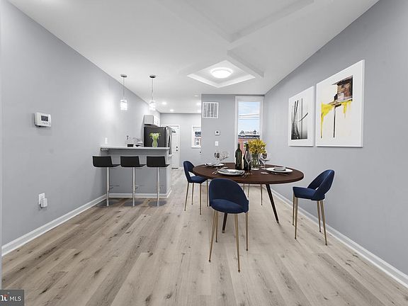 5th image of 3904 Woodridge Rd