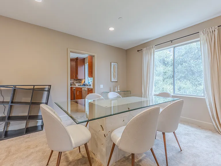 2073 Pasadena Glen Rd — Photo 4