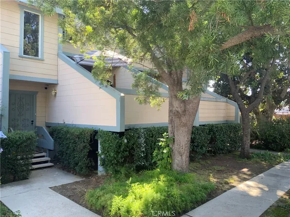 9917 Independence Ave Unit B, Chatsworth, CA 91311