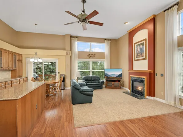 10208 Country Club Curv, Woodbury, MN 55129