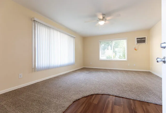 17 Chester Ave #1.5 — Photo 2