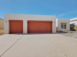 10517 Sorrento Dr NW, Albuquerque, NM 87114