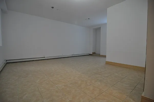 Rented by EXR | media 11