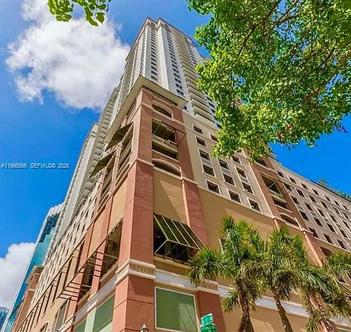 999 SW 1st Ave #1807 Photo 1