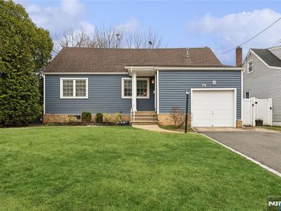 74 Spring Ave, Bergenfield, NJ, 07621
