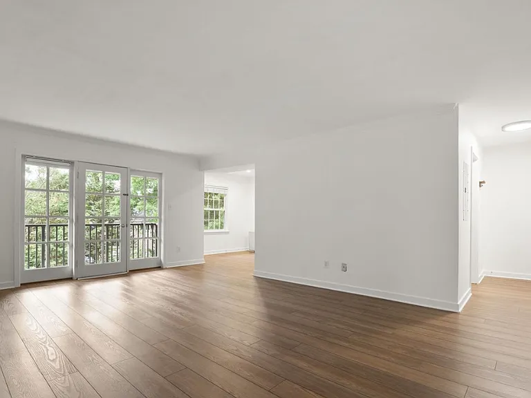 3334 Spring Ln #B42 — Photo 11