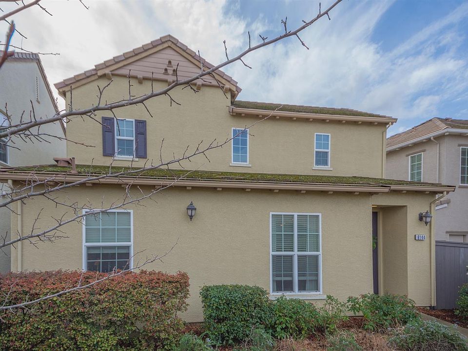 1st image of 6144 Passiflora Ln