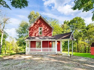 6483 Hoyt St, Eau Claire, MI 49111