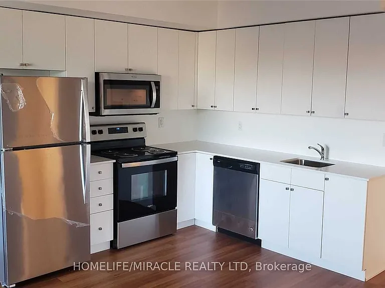 1 Wellington St #318 — Photo 14
