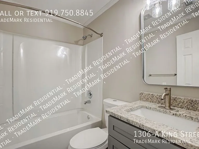1306A King St — Photo 16