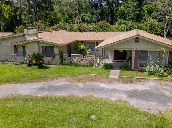 433 W Laurelia Rd, Corrigan, TX 75939