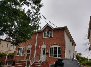 711 Rockaway St, Staten Island, NY 10307