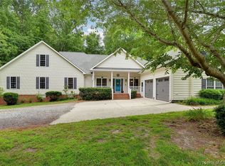 6554 Honeycutt Ln, Gloucester, VA 23061