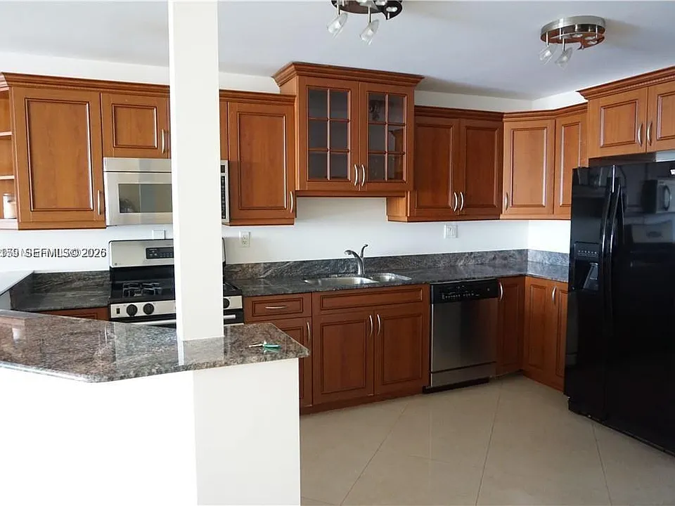3140 S Ocean Dr #1510