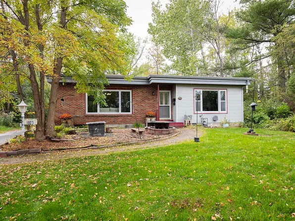 1807 Lakeview Dr, Duluth, MN 55803