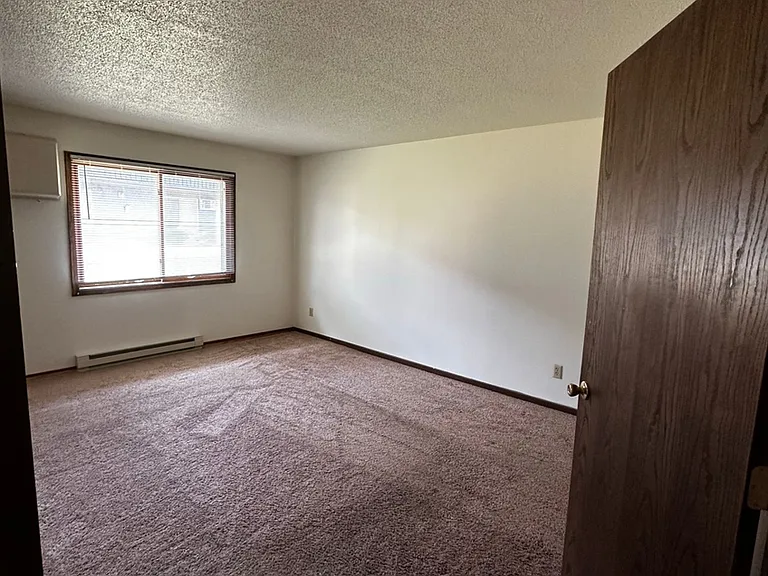 808 Macomber St — Photo 14