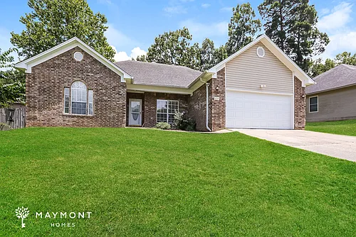 2318 Redwood Dr Photo 1