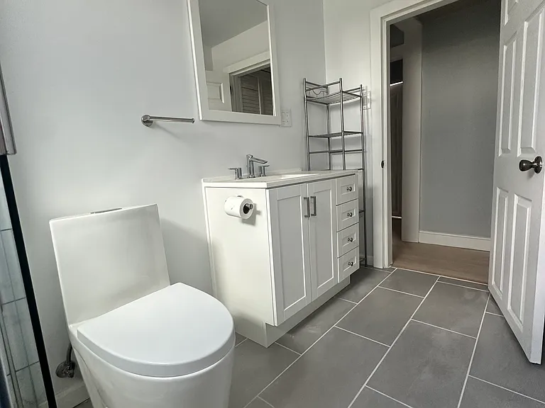 2714 Pratt St — Photo 15