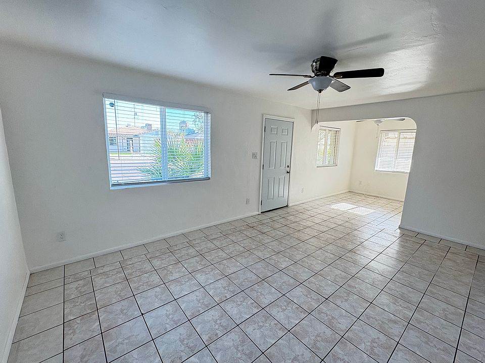 1st image of 618 E Clarendon Ave APT A