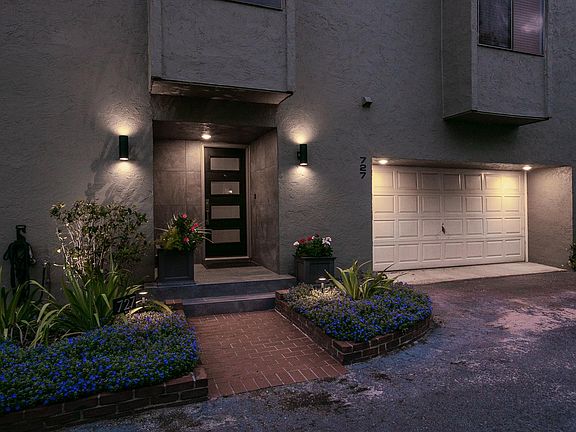 3rd image of 727 Helen St #727
