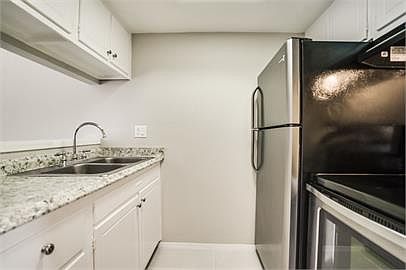 2nd image of 5109 Gaston Ave APT 114