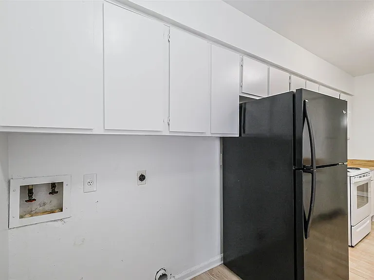 6633 W Airport Blvd #807 — Photo 9