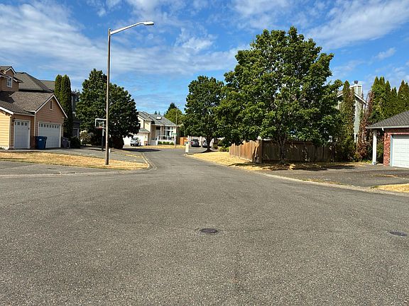 5th image of 11326se216th Ct