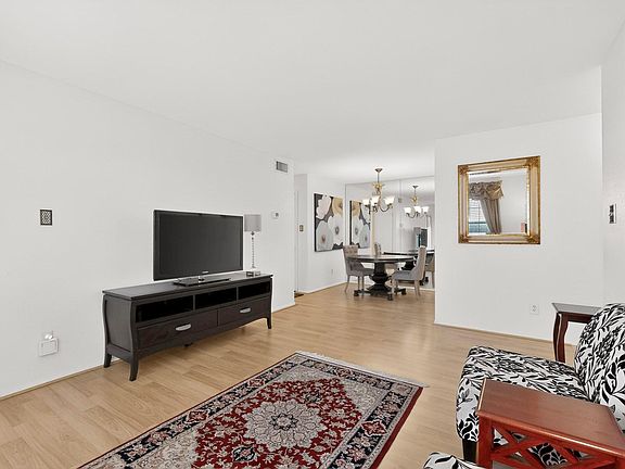 5th image of 8210 Bent Tree Rd APT 104