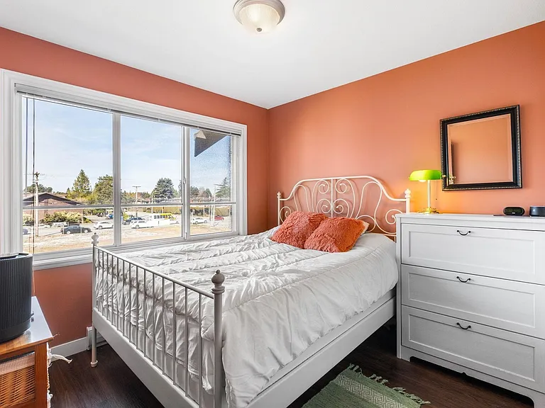 8080 Francis Rd — Photo 8