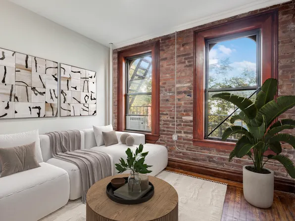 112 E 4th St #5FE, New York, NY 10003