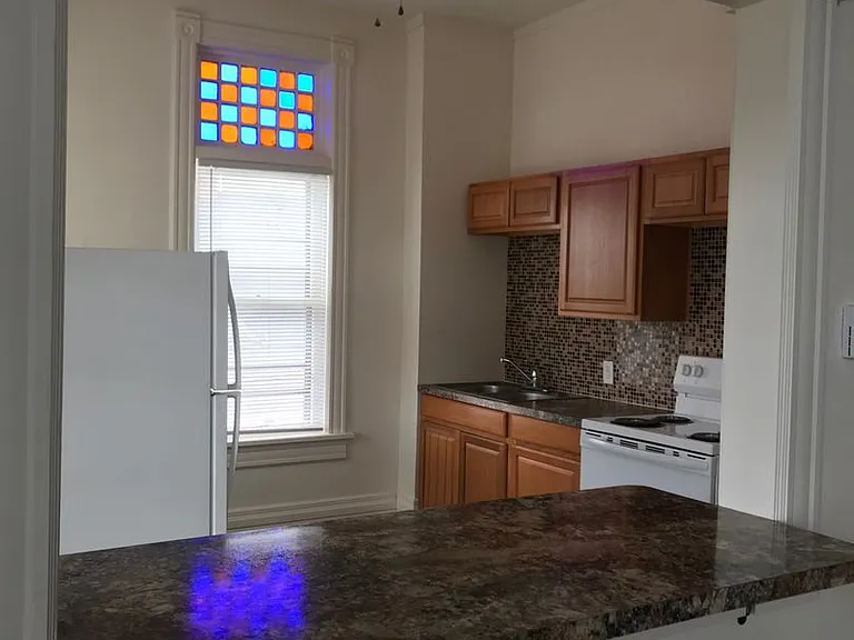 1827 W Riverside Ave — Photo 7