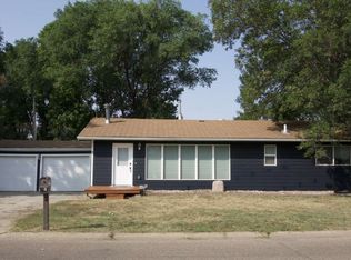 7 Park Way, Minot, ND 58701